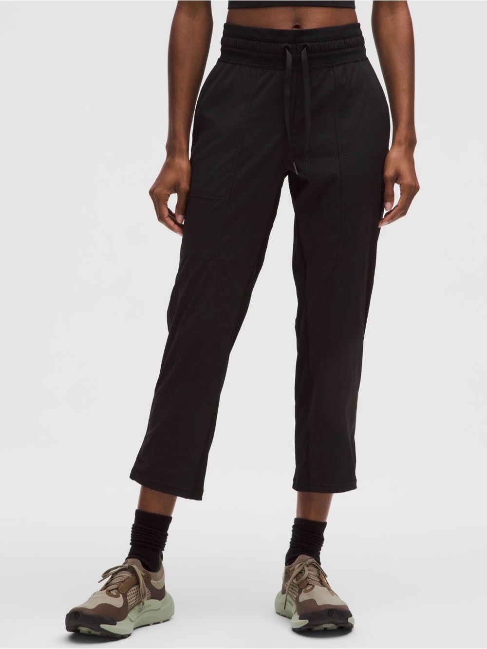 Lululemon Dance Studio Crop